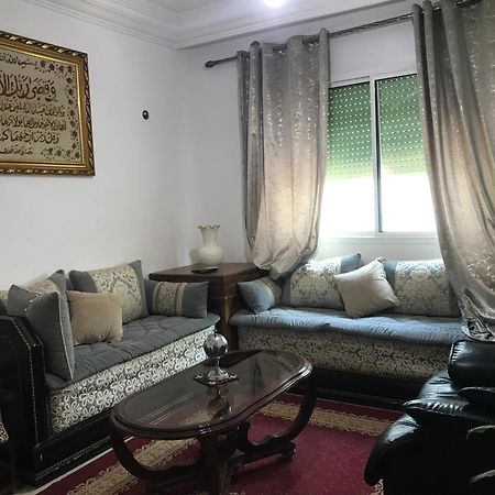 Appartement Familial Proche Aeroport Bab Andalous Tanger Exteriör bild