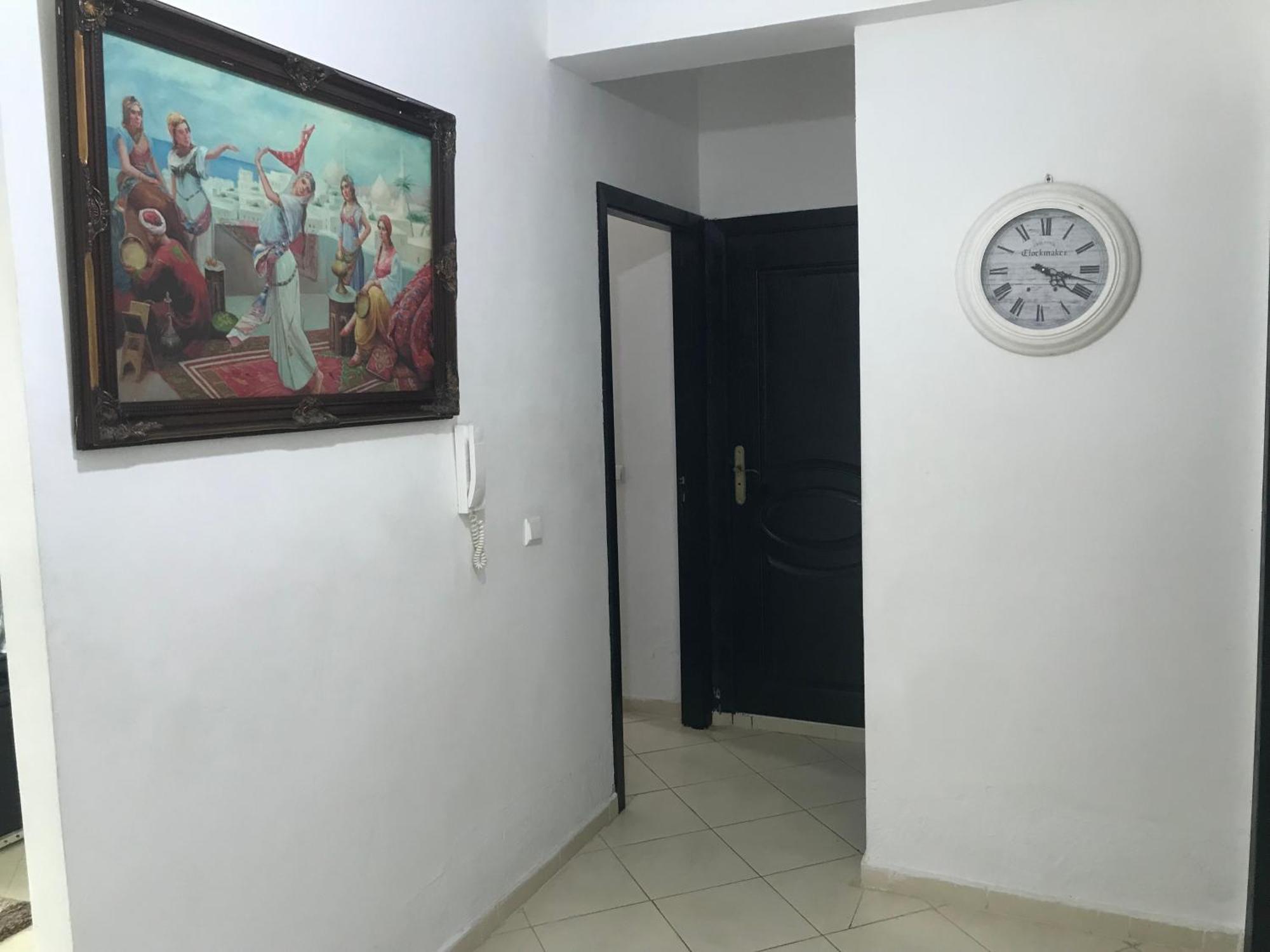 Appartement Familial Proche Aeroport Bab Andalous Tanger Exteriör bild