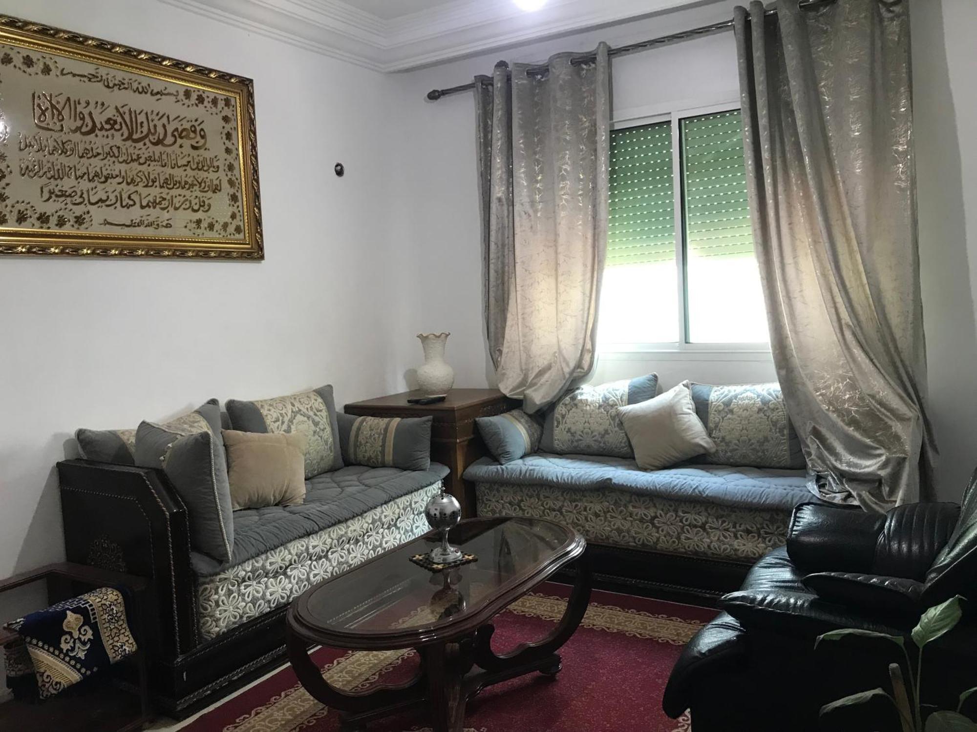 Appartement Familial Proche Aeroport Bab Andalous Tanger Exteriör bild